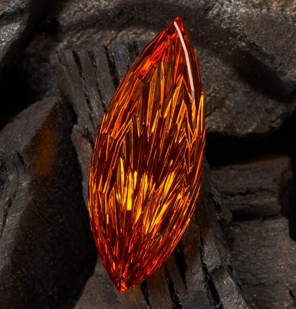 John dyers internal fire takes first prize at idar oberstein gem cutting competition