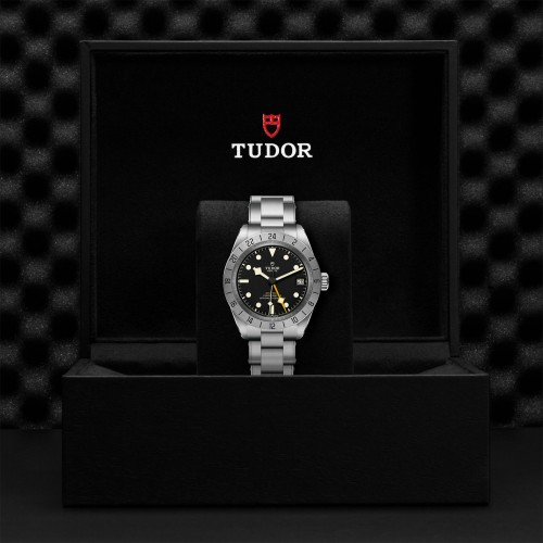 TUDOR Black Bay Pro Watch - M79470-0001 at Persin and Robbin Jewelers