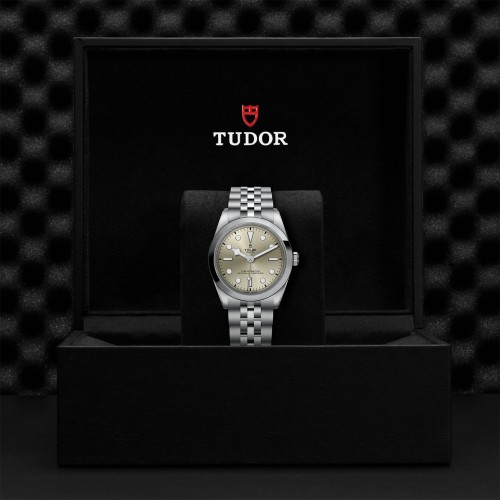 TUDOR Black Bay 31/36/39/41 Watch - M79640-0003 at Persin and Robbin Jewelers