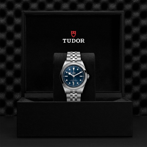 TUDOR Black Bay 31/36/39/41 Watch - M79680-0005 at Persin and Robbin Jewelers