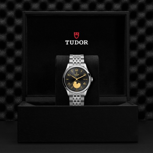 TUDOR 1926 Watch - M91560-0003 at Persin & Robbin